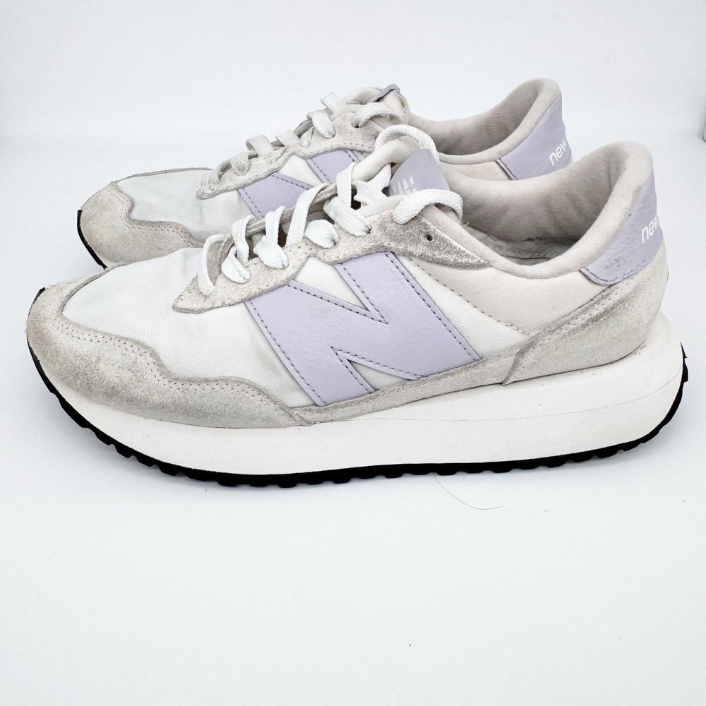 New Balance 327 Girl Sneaker Shoe Size 5 'White Moonbeam & December Sky' Preppy